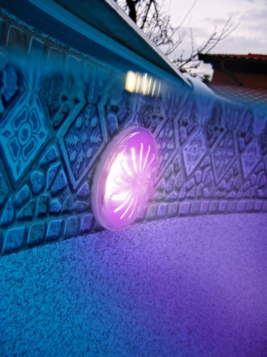 Oswietlenie LED do basenow kolorowe GRE PLED1C